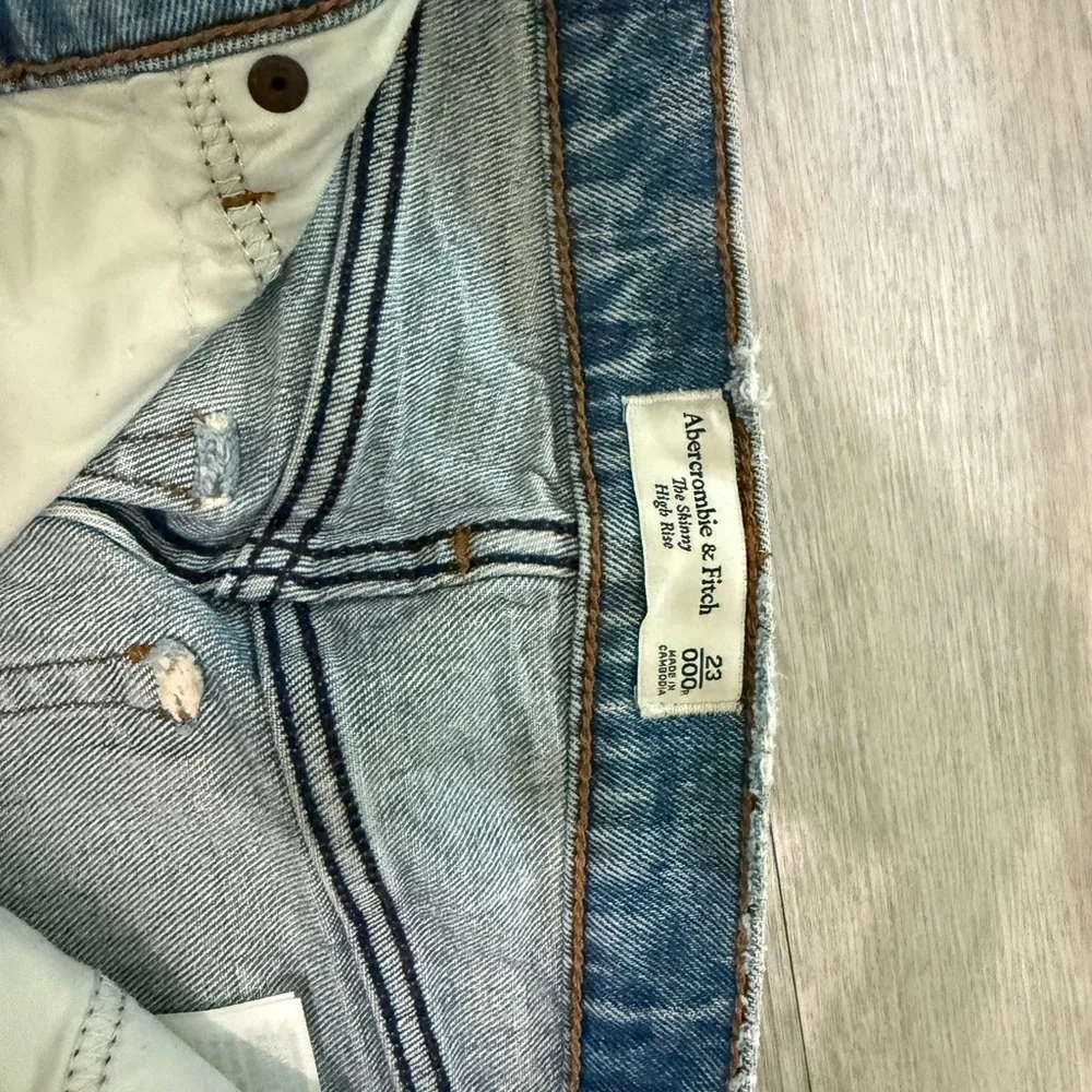 Abercrombie & Fitch Blue skinny high rise jeans - Picture 4 of 4